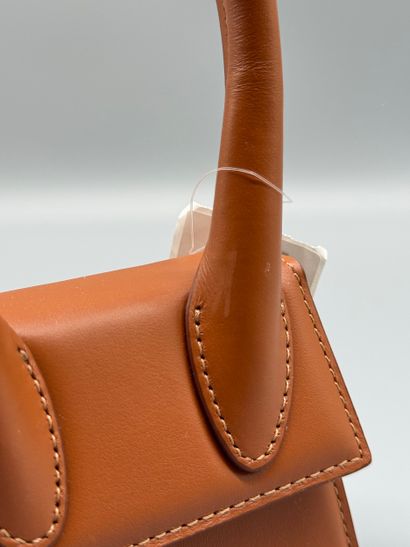 JACQUEMUS – Sac Le Chiquito Mini
Sac Le Chiquito...