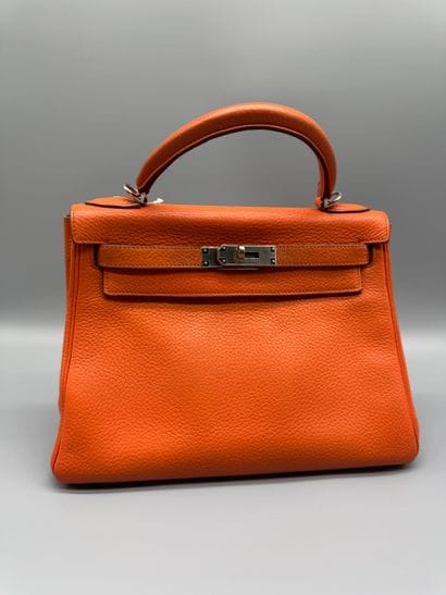 HERMÈS – Sac Kelly 28
Sac Kelly format 28...