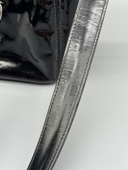 CHANEL Sac French Riviera Tote
Sac cabas...