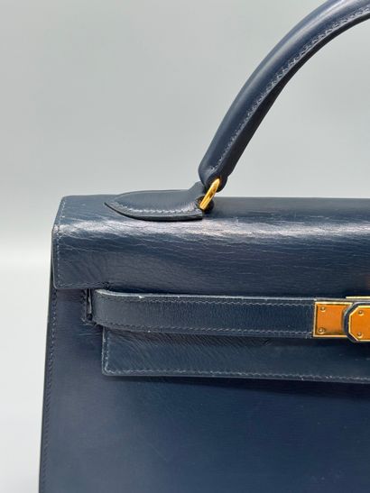 HERMÈS – Sac Kelly 32
Sac Kelly format 32...