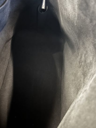 LOUIS VUITTON Sac Alma MM
Sac Alma format...