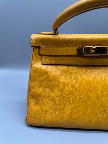 HERMÈS – Sac Kelly 28 en cuir Courchevel...