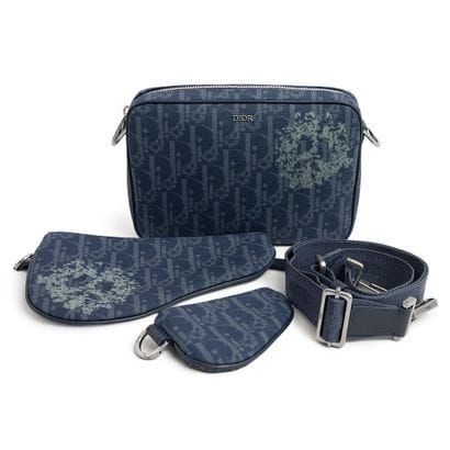 CHRISTIAN DIOR Sac Saddle Triple
Sac Saddle...