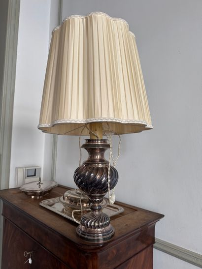 CARLO ORLANDI MILAN ITALIE
Lampe de table...