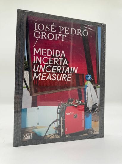 Medida Incerta / Uncertain Measure José Pedro...
