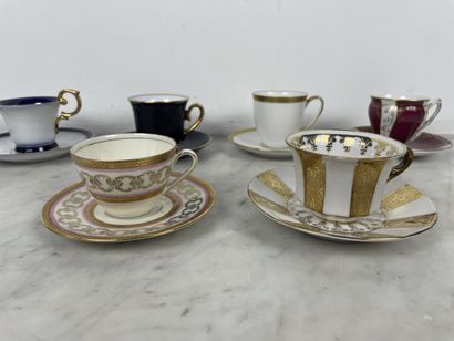 Ensemble de six tasses et sous-tasses en...
