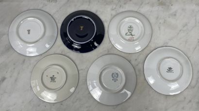 Ensemble de six tasses et sous-tasses en...