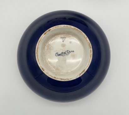 Trois pièces de céramique décorative - Nippon,...