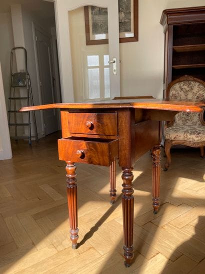 Louis-Philippe drop-leaf table, France, circa...