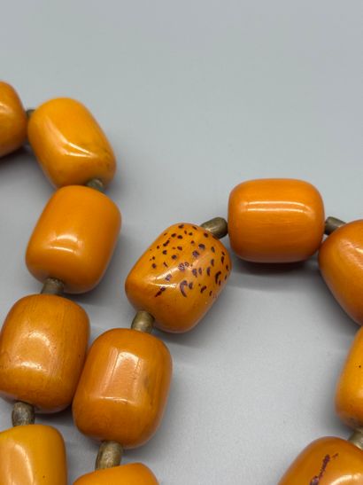 ART DECO CATALIN BAKELITE “MISKETA” NECKLACE...