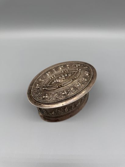 BURMA (MYANMAR) SILVER BETEL BOX circa 1890–1910
Oval...