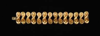 Line VAUTRIN (1913-1997)
Large bracelet articulé...