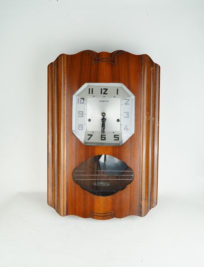 VEDETTE
Carillon à caisse en bois
8 marteaux...