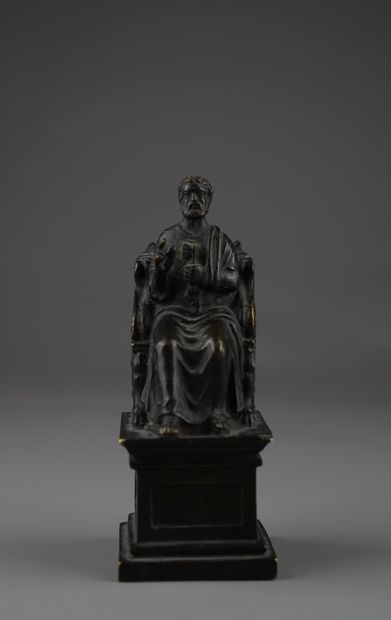 Saint Pierre bénissant en bronze patiné
H...