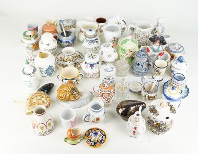 Collection de moutardiers principalement...