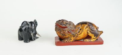 Réunion de deux sujets :
L'un asiatique en...