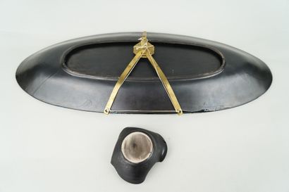 Réunion de céramiques comprenant plat ovale...