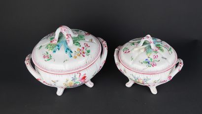 LUNEVILLE
Suite de deux légumier en faïence...