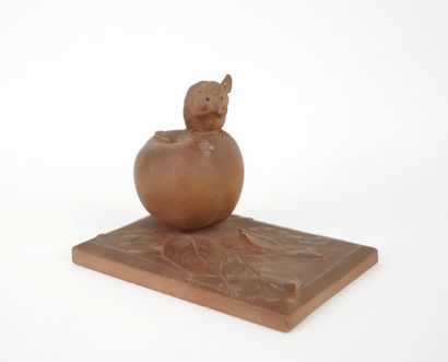 Marguerite MONOT (1903-1961)
La souris mangeant...
