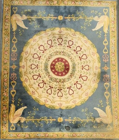 SAVONNERIE, dans le goût
Tapis en laine à...