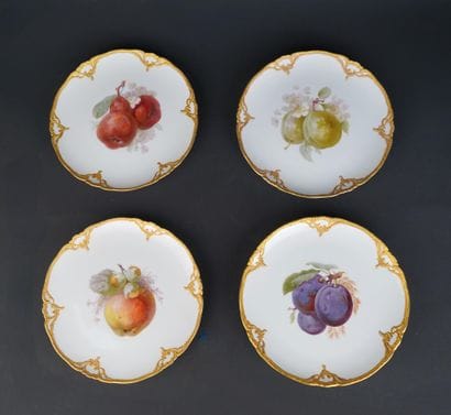 BERLIN, KPM
Suite de 4 assiettes en porcelaine...
