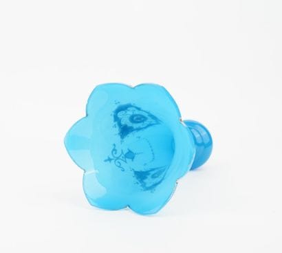 BOHEME pour l'Orient
Tulipe en opaline bleue...