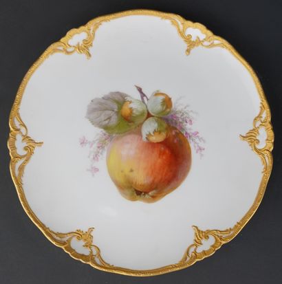 BERLIN, KPM
Suite de 4 assiettes en porcelaine...
