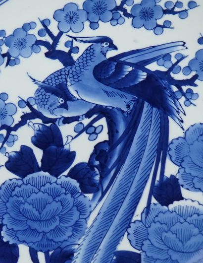 JAPON, époque Showa
Paire de plats en porcelaine...