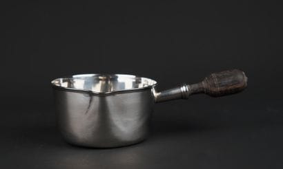 Casserole en argent 950°/00, manque en bois...