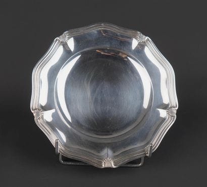 BROLIQUIER, LYON
Assiette ronde en argent...