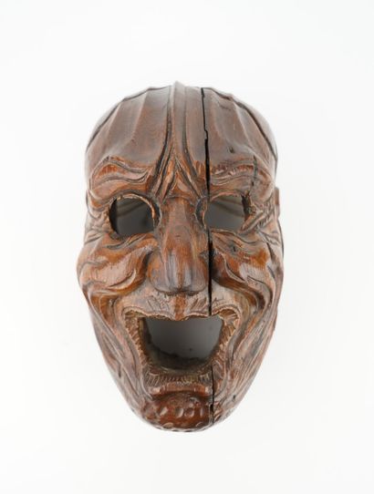 Masque de théâtre No en bois sculpté figurant...