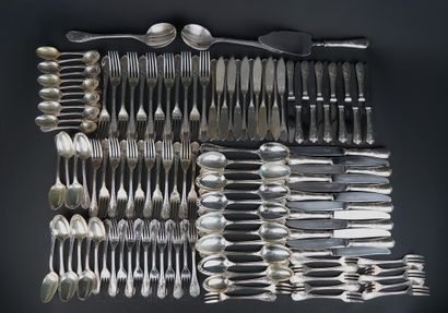 CHRISTOFLE
Importante ménagère de 125 pièces...