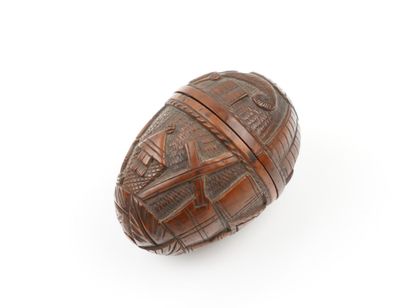 Porte chapelet en noix de corozo sculptée
Décor...