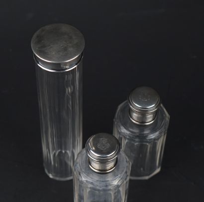 SORMANI Paris
Suite de deux flacons en verre...