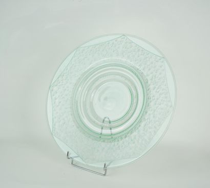 DAUM
Grande coupe formant centre de table...