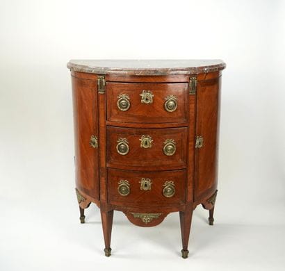 Commode demi-lune en bois de placage ouvrant...