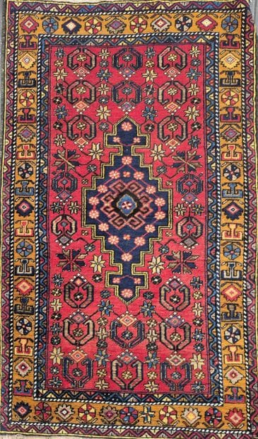 KONYA, Anatolie centrale
Tapis en laine
Vers...