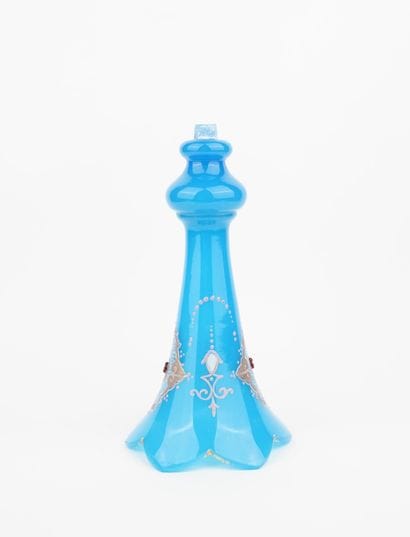 BOHEME pour l'Orient
Tulipe en opaline bleue...