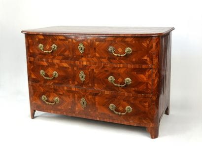Commode rectangulaire en bois de placage...