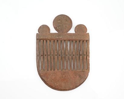 Passette à rubans de dentellière en bois...