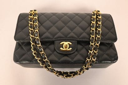 CHANEL Classic Flap – Sac à rabat en cuir...