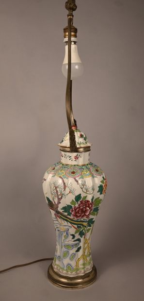 Samson-style porcelain lamp with floral and...