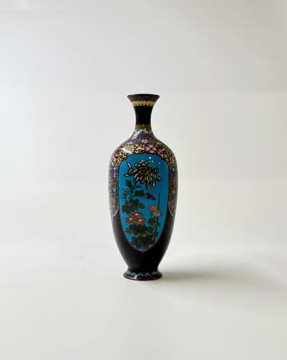 Vase japonais en cloisonné (shippo) – Début...