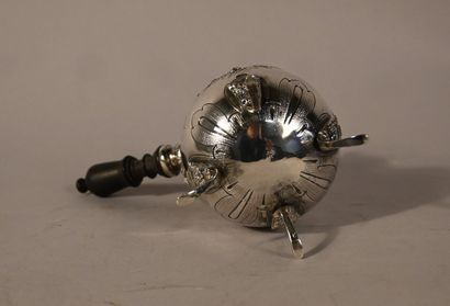 Solid silver tripod chocolatier in the Louis...