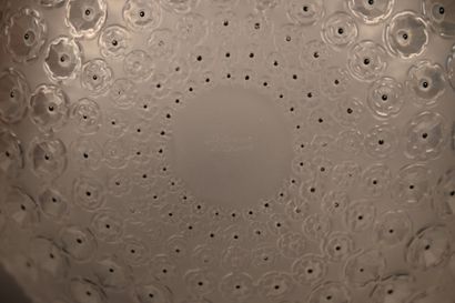 Coupe en cristal pressé, Nemours, Lalique...