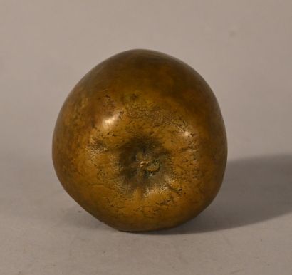 Halinka Jakubowska – Sculpture « Pomme mordue...