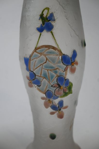 Paire de vases Art Nouveau signés Legras,...