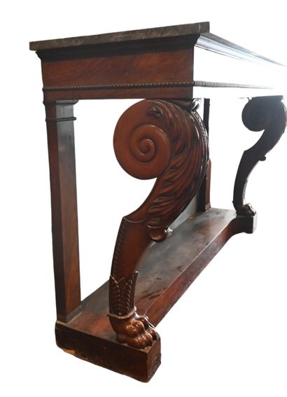 Console d’époque Empire en placage d’acajou...