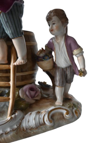 Figurine en porcelaine Volkstedt – Scène...