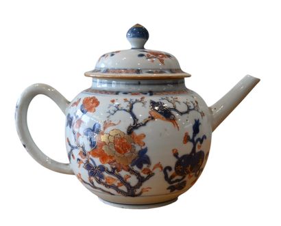 Théière en porcelaine d’exportation chinoise...
